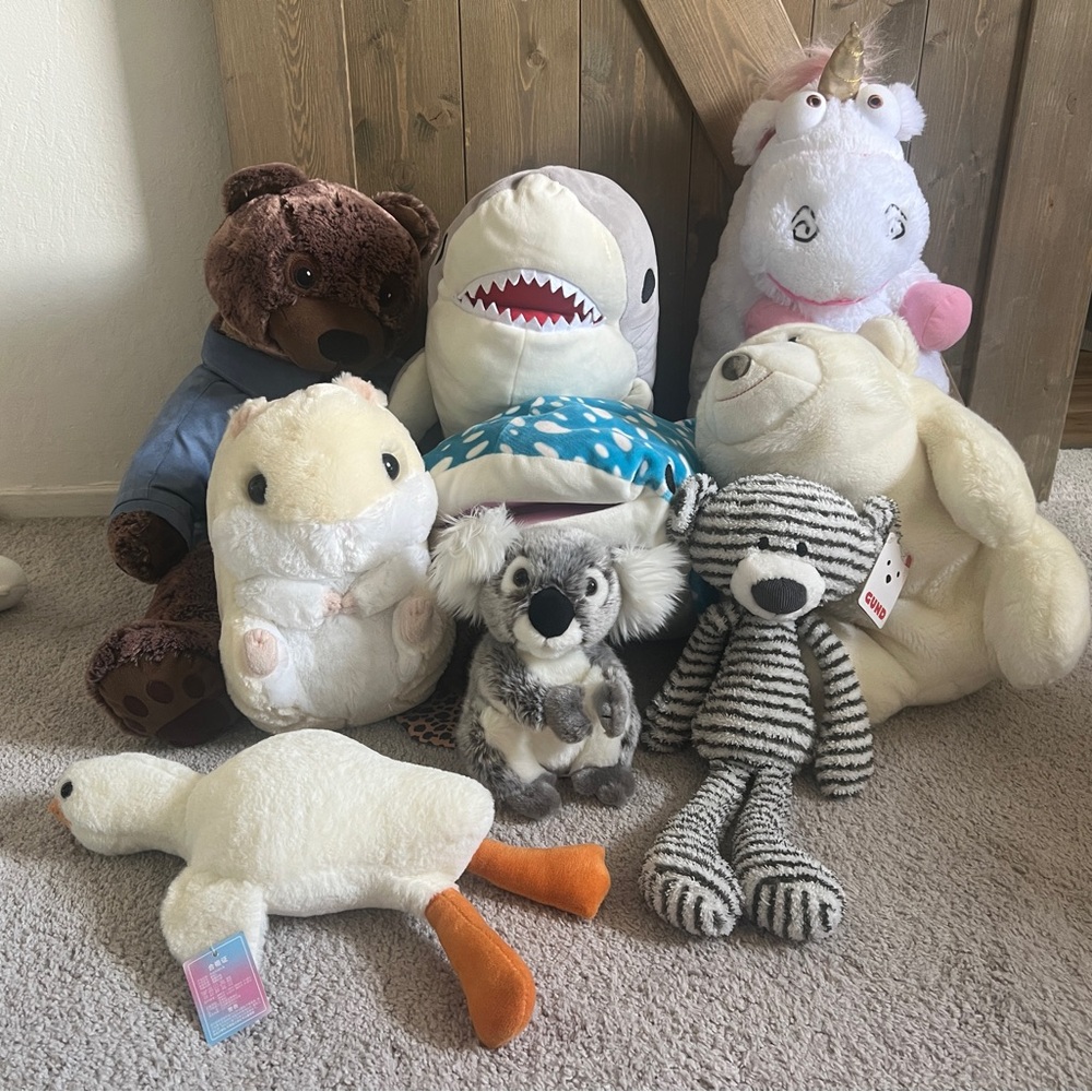 Assorted Plush Toy Collection